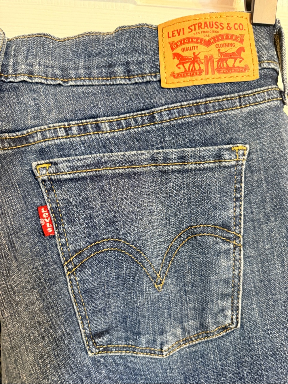 Levi's Women's Medium Blue High-Rise Denim Jeans